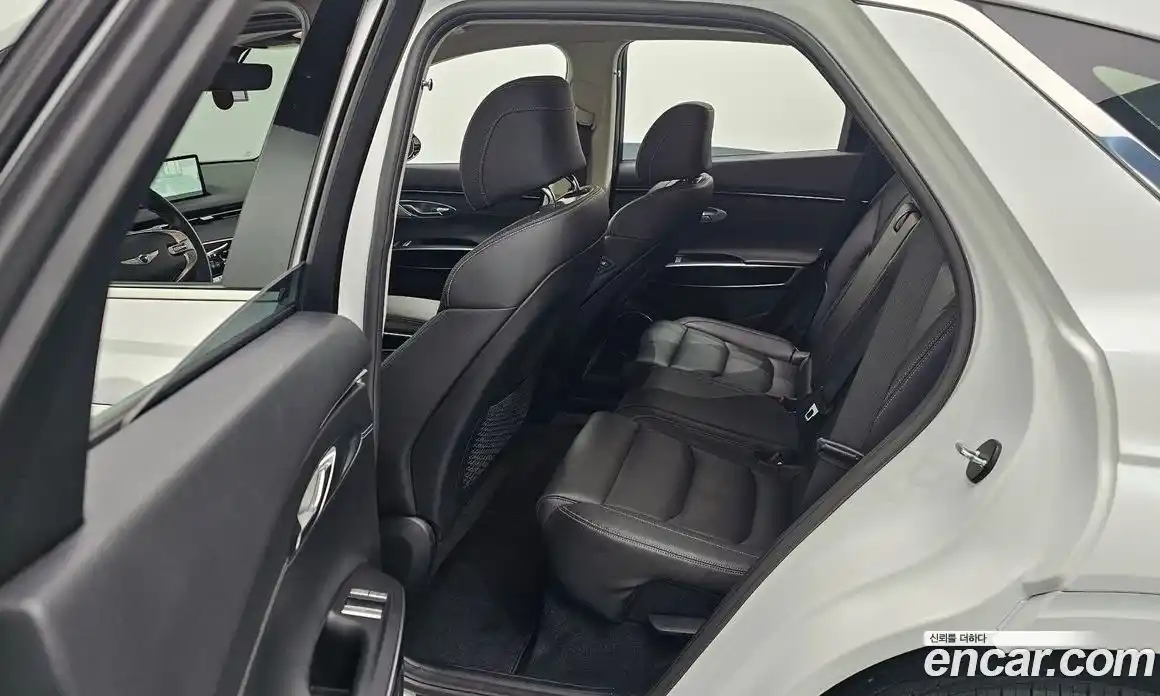 Genesis GV70 2021 2.5 гидро, фото 16