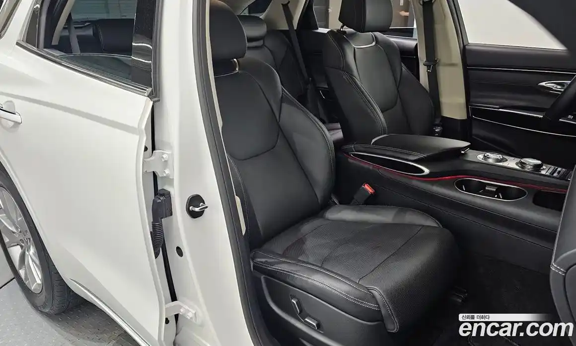 Genesis GV70 2021 2.5 гидро, фото 17