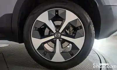 Volvo XC40 2024 2.0 автомат (гидро), миниатюра 7