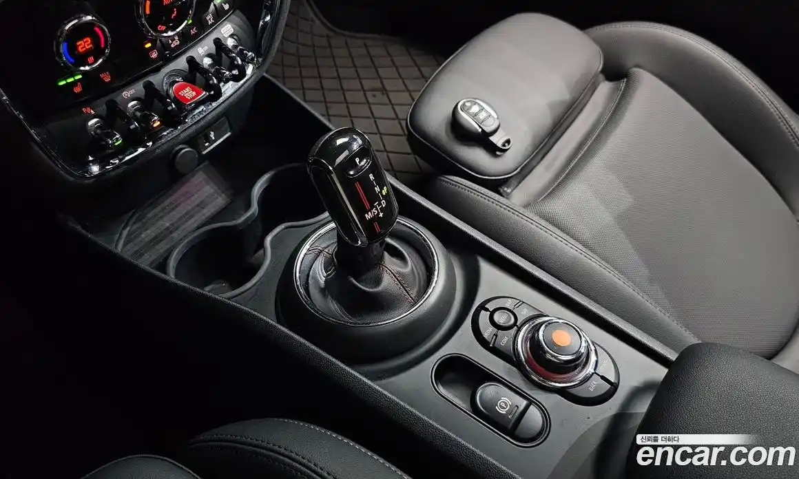 Mini Clubman 2021 2.0 автомат (гидро), фото 11