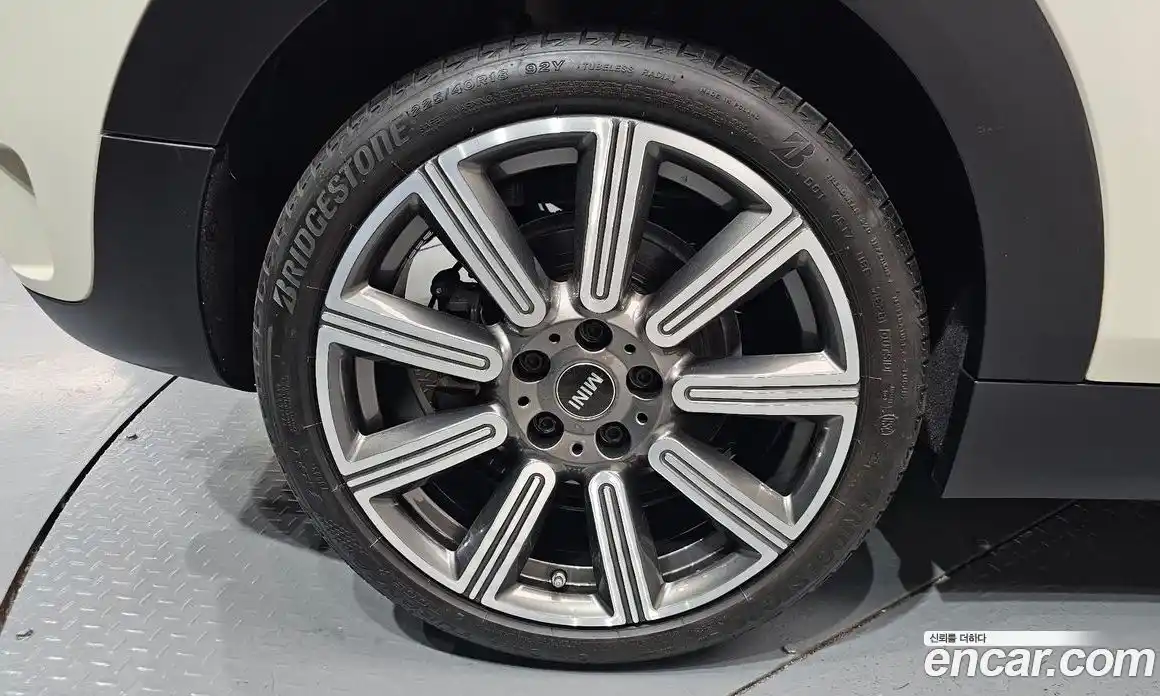 Mini Clubman 2021 2.0 автомат (гидро), фото 4