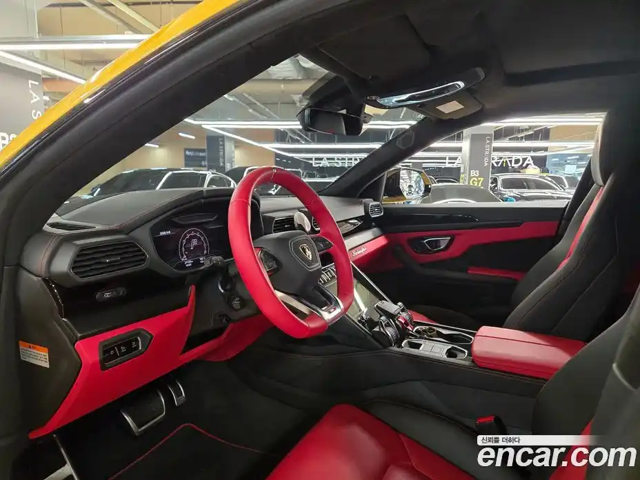Lamborghini Urus 2022 4.0 гидро, фото 16