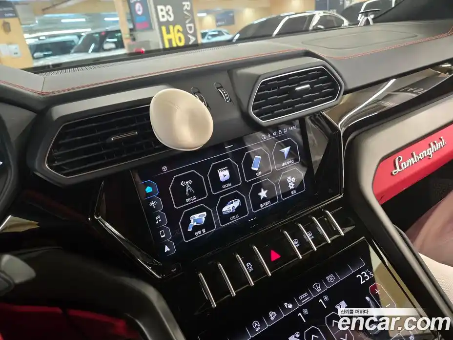 Lamborghini Urus 2022 4.0 гидро, фото 18