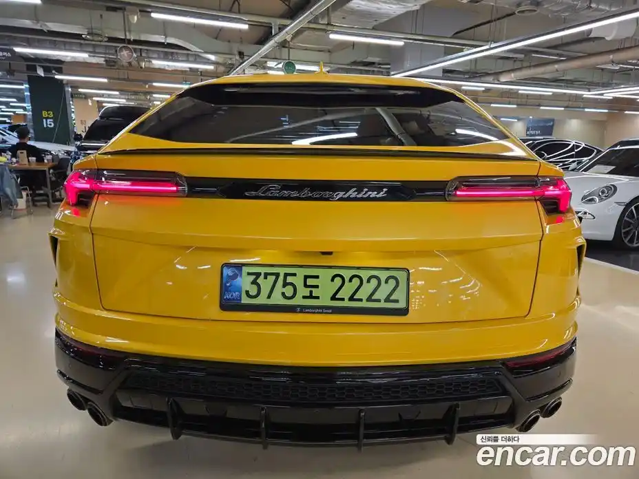 Lamborghini Urus 2022 4.0 гидро, фото 9