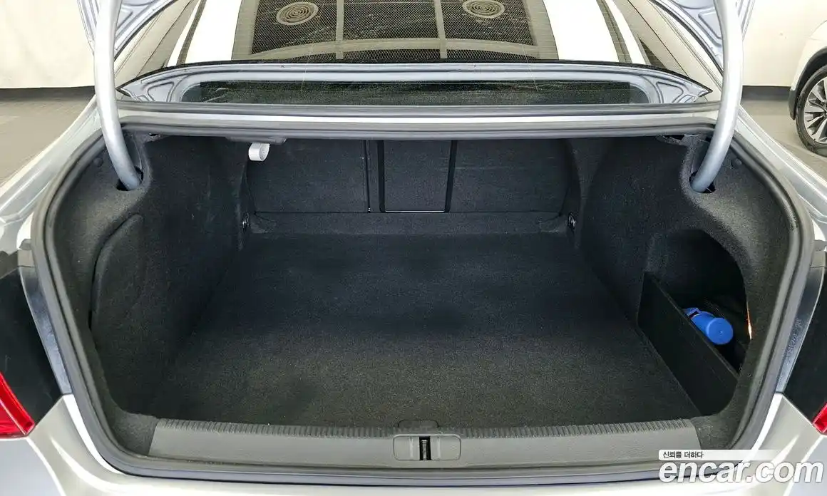 Volkswagen CC 2011 2.0 автомат (гидро), фото 20