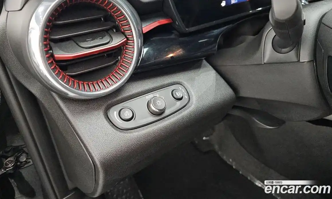 Chevrolet Trax 2024 1.2 гидро, фото 18