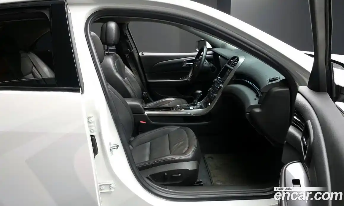 Chevrolet Malibu 2015 2.0 гидро, фото 12