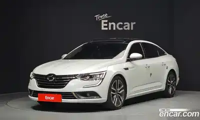 Renault SM6