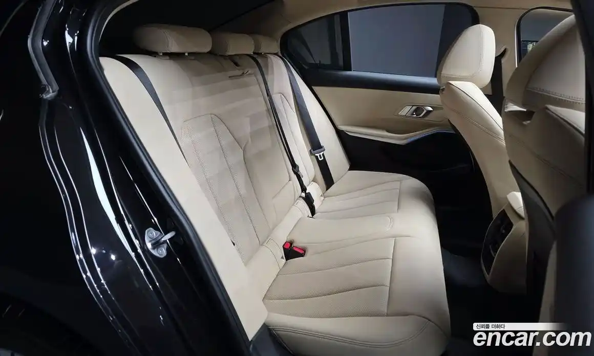 BMW 3 серия 2023 2.0 автомат (гидро), фото 18