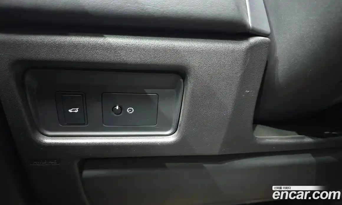 Land Rover Discovery Sport 2017 2.0 автомат (гидро), фото 16