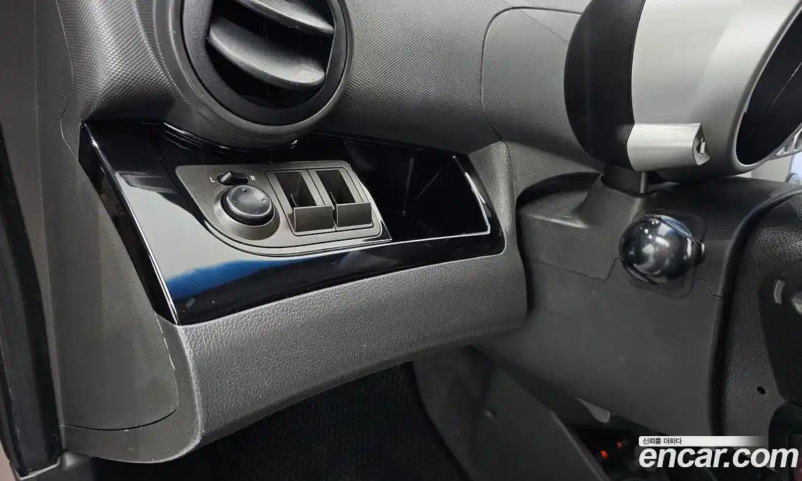 Chevrolet Spark 2011 1.0 автомат (гидро), фото 17