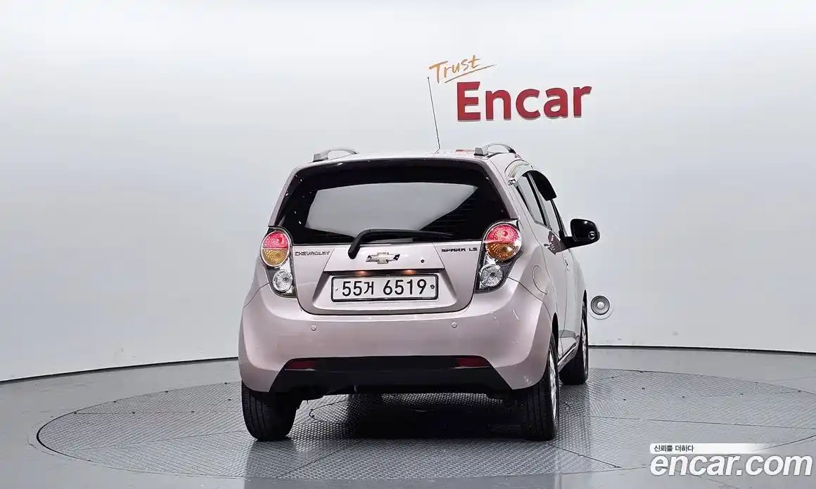 Chevrolet Spark 2011 1.0 автомат (гидро), фото 4