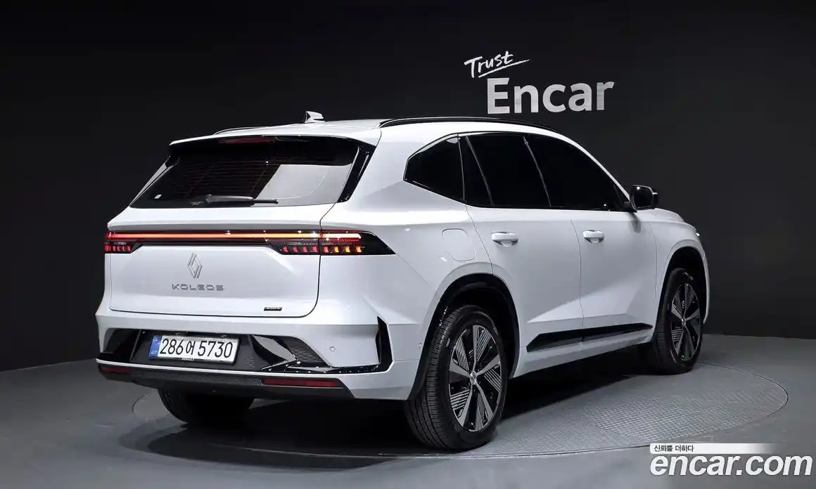 Renault Grand Koleos 2025 1.5 гидро, фото 2