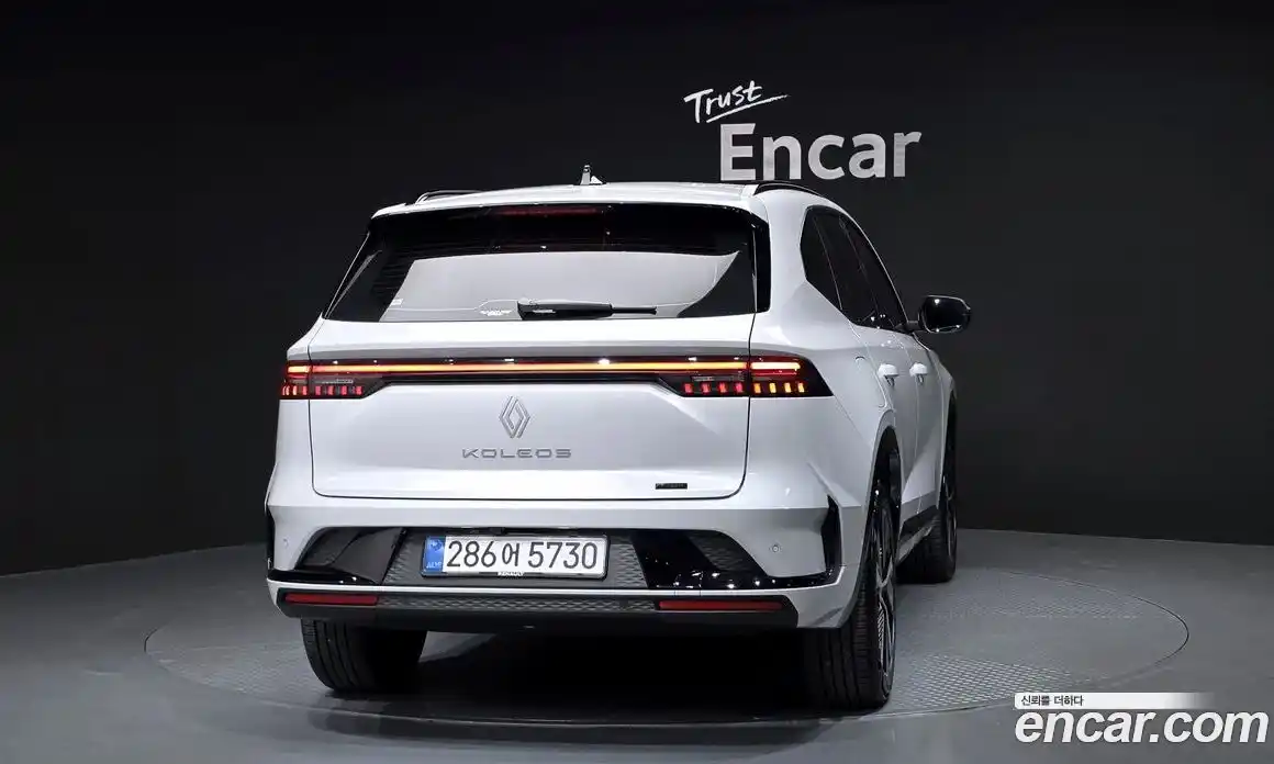 Renault Grand Koleos 2025 1.5 гидро, фото 4