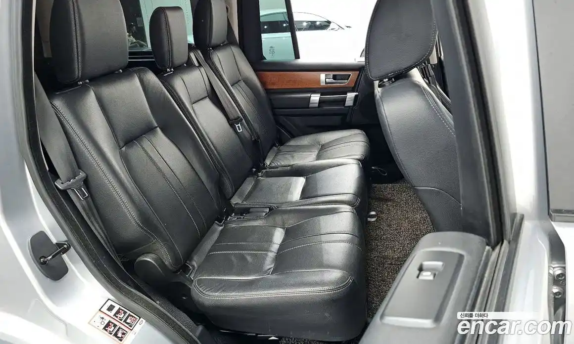 Land Rover Discovery 2014 3.0 автомат (гидро), фото 11