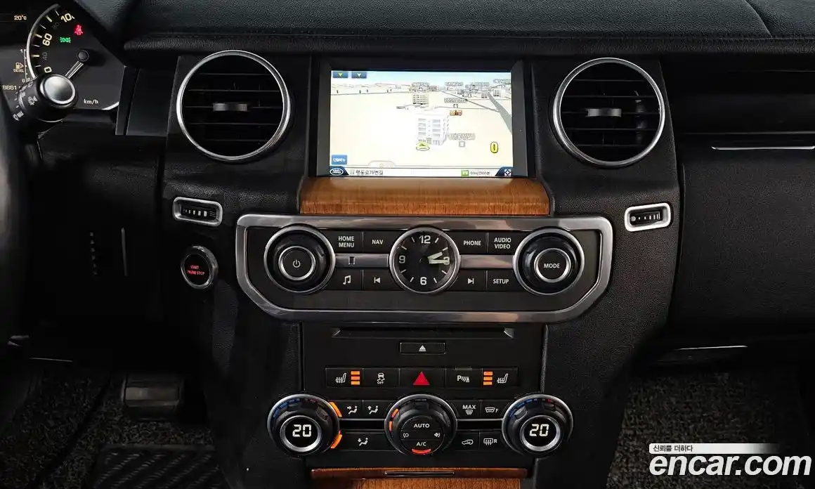 Land Rover Discovery 2014 3.0 автомат (гидро), фото 13