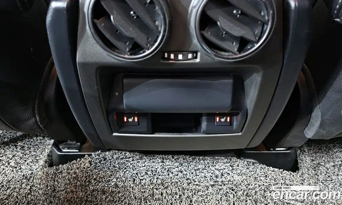 Land Rover Discovery 2014 3.0 автомат (гидро), фото 17