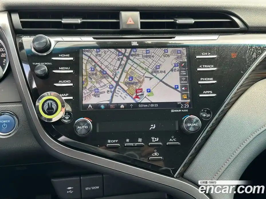 Toyota Camry 2019 2.5 гидро, фото 13