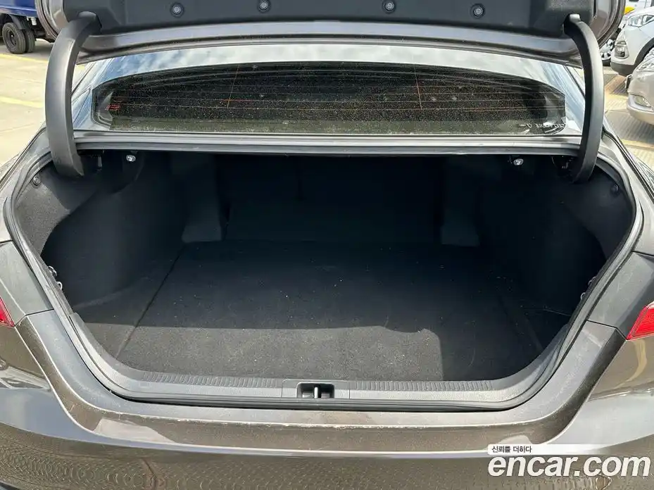 Toyota Camry 2019 2.5 гидро, фото 17