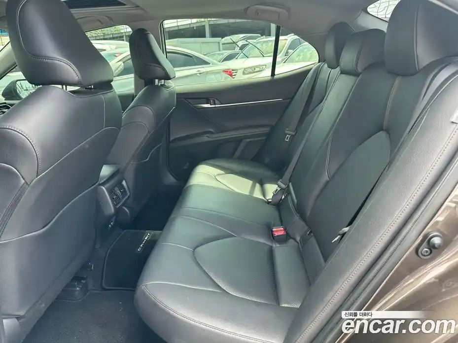 Toyota Camry 2019 2.5 гидро, фото 20