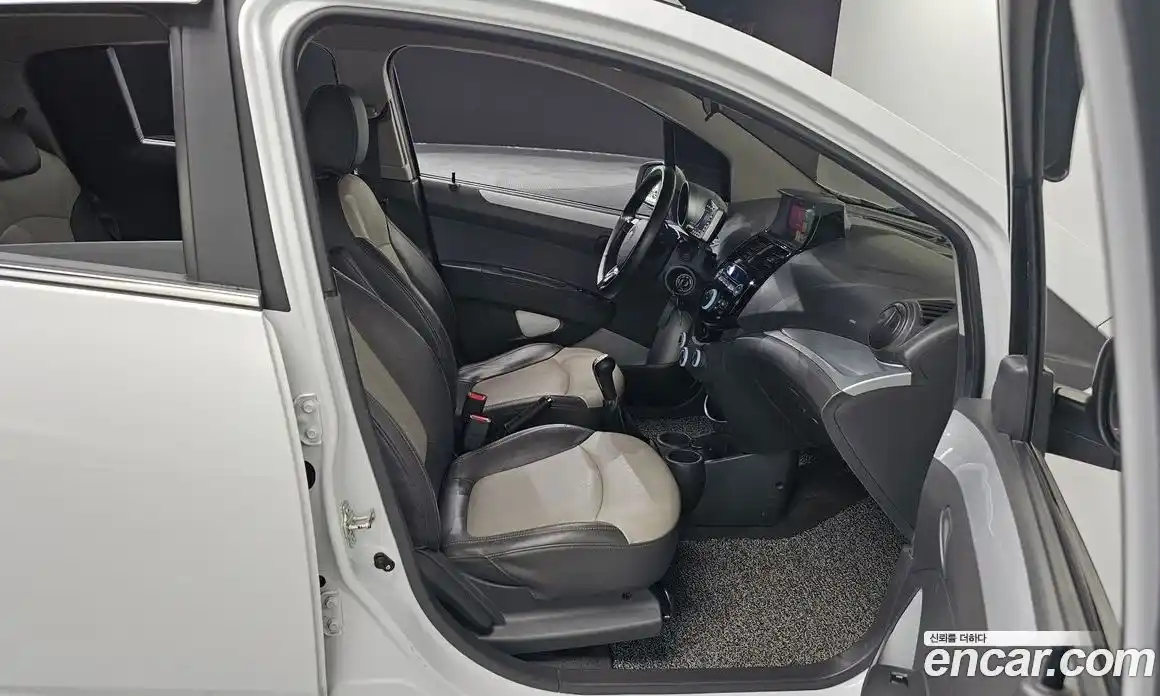 Chevrolet Spark 2012 1.0 механика, фото 16