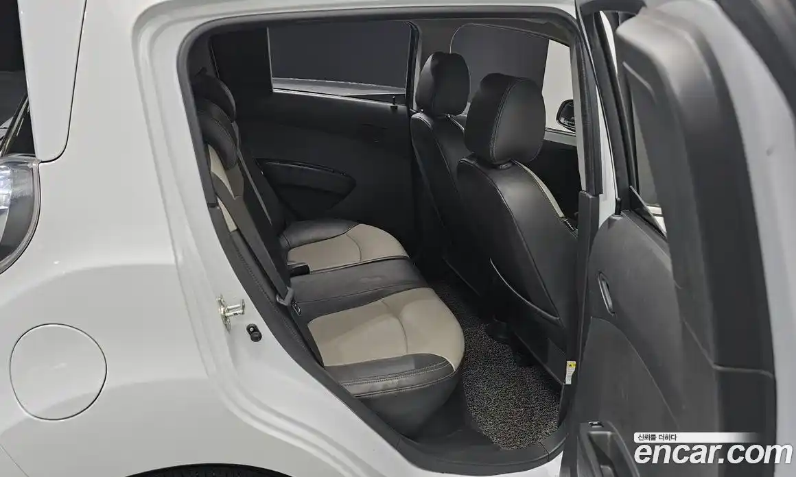 Chevrolet Spark 2012 1.0 механика, фото 17