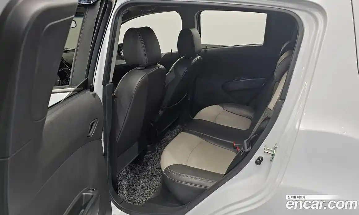 Chevrolet Spark 2012 1.0 механика, фото 18