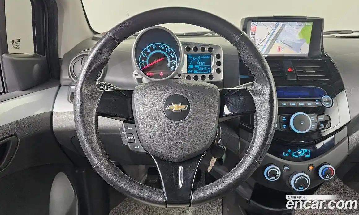 Chevrolet Spark 2012 1.0 механика, фото 21