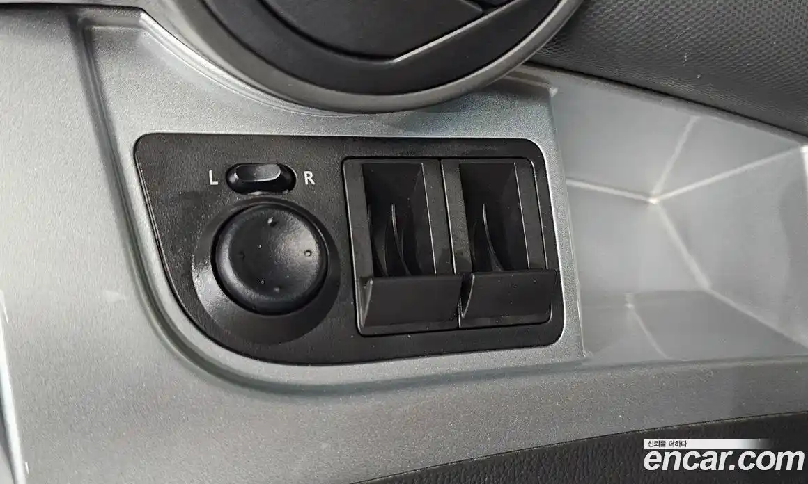 Chevrolet Spark 2012 1.0 механика, фото 26