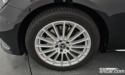Mercedes-Benz E-Class 2021 2.0 гидро, миниатюра 5
