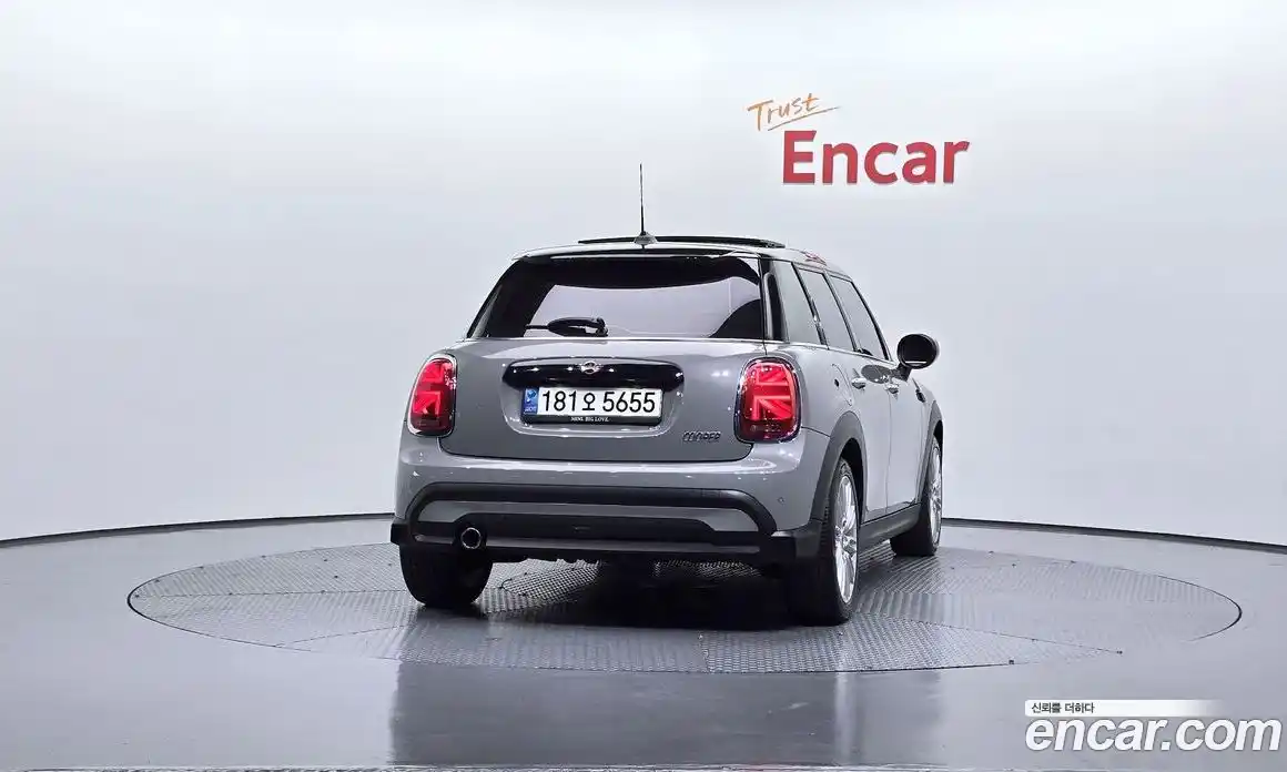 Mini Cooper 2021 1.5 автомат (гидро), фото 4