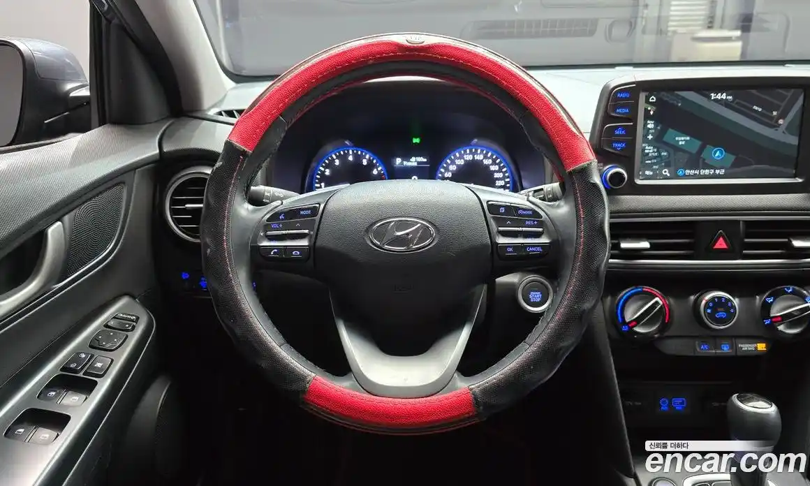 Hyundai Kona 2018 1.6 автомат (гидро), фото 18