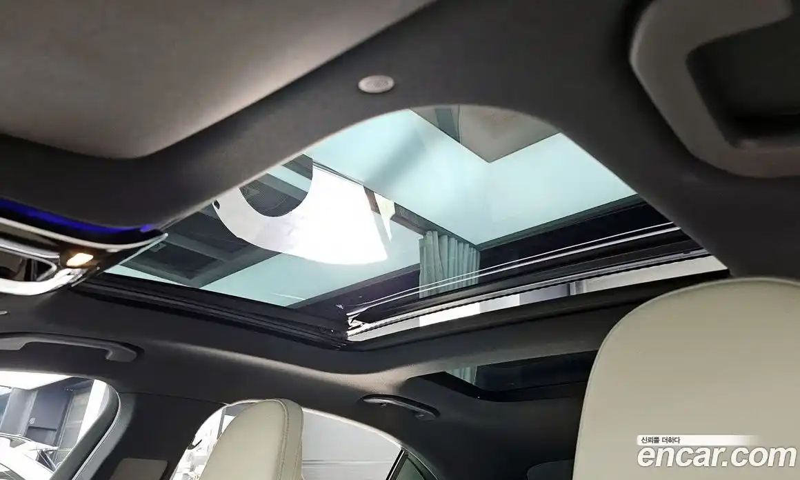 Mercedes-Benz C-Class 2023 2.0 гидро, фото 24