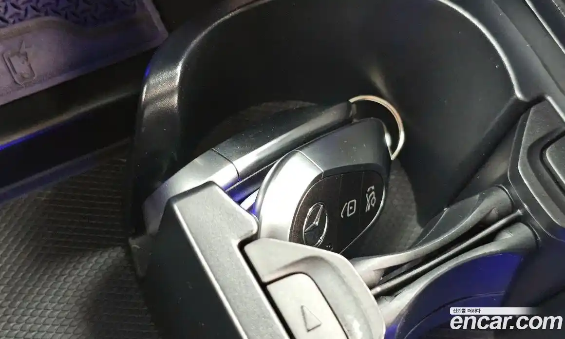 Mercedes-Benz C-Class 2023 2.0 гидро, фото 27