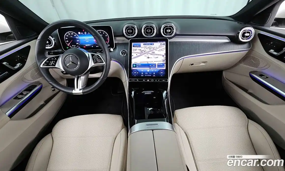 Mercedes-Benz C-Class 2023 2.0 гидро, фото 10
