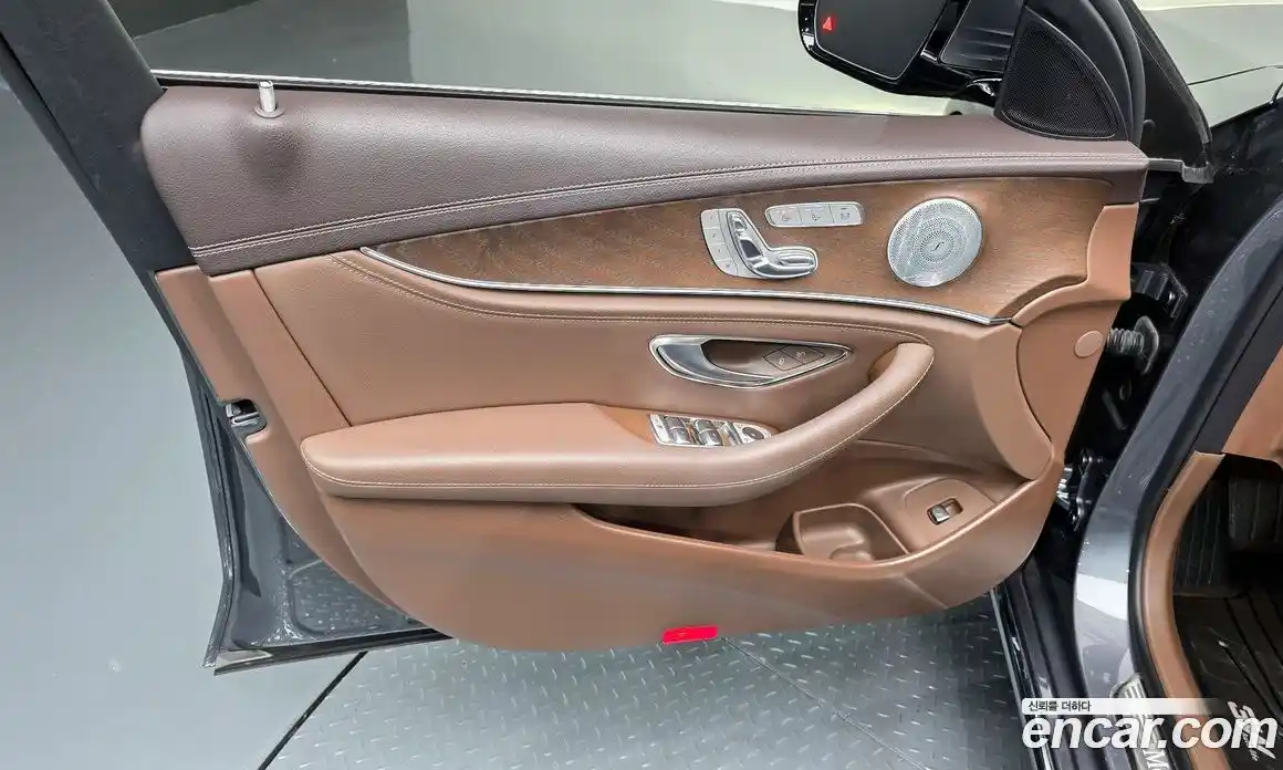 Mercedes-Benz E-Class 2019 2.0 автомат (гидро), фото 14