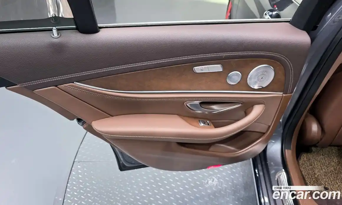 Mercedes-Benz E-Class 2019 2.0 автомат (гидро), фото 15