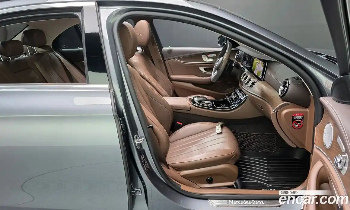 Mercedes-Benz E-Class 2019 2.0 автомат (гидро), фото 16