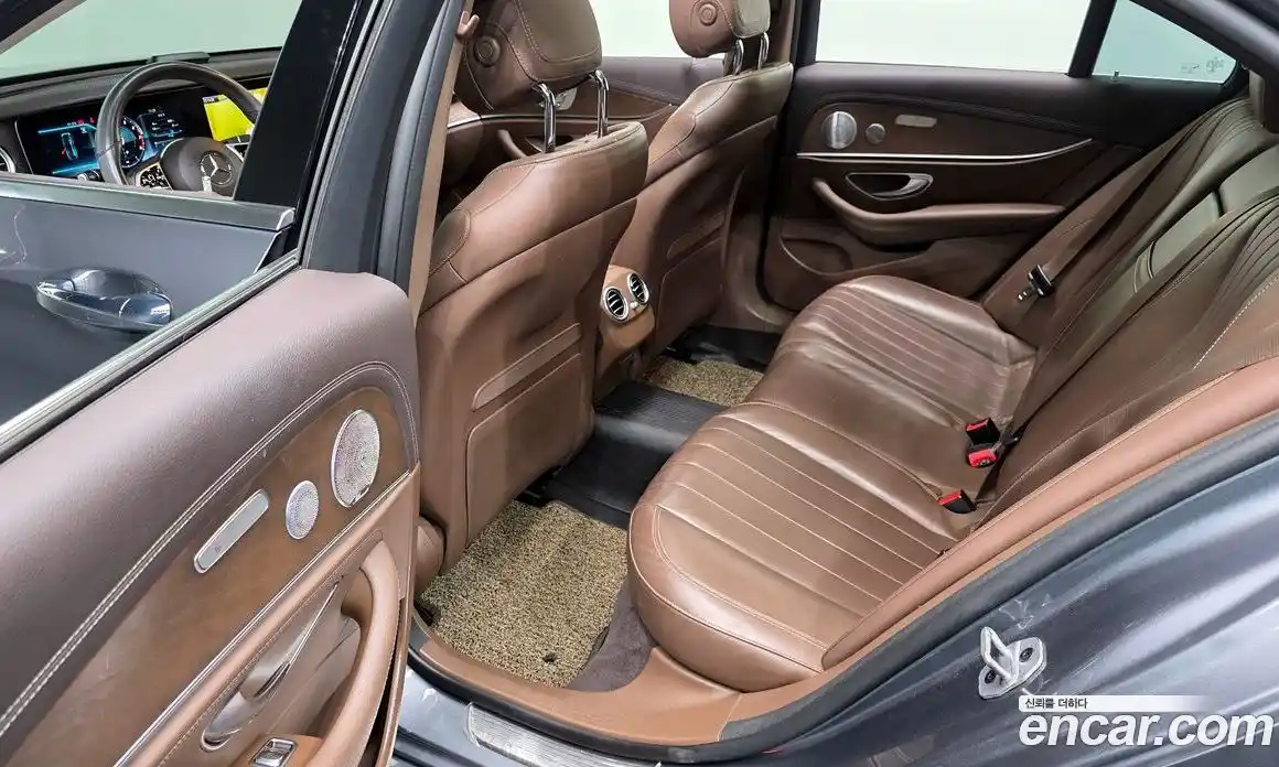 Mercedes-Benz E-Class 2019 2.0 автомат (гидро), фото 18