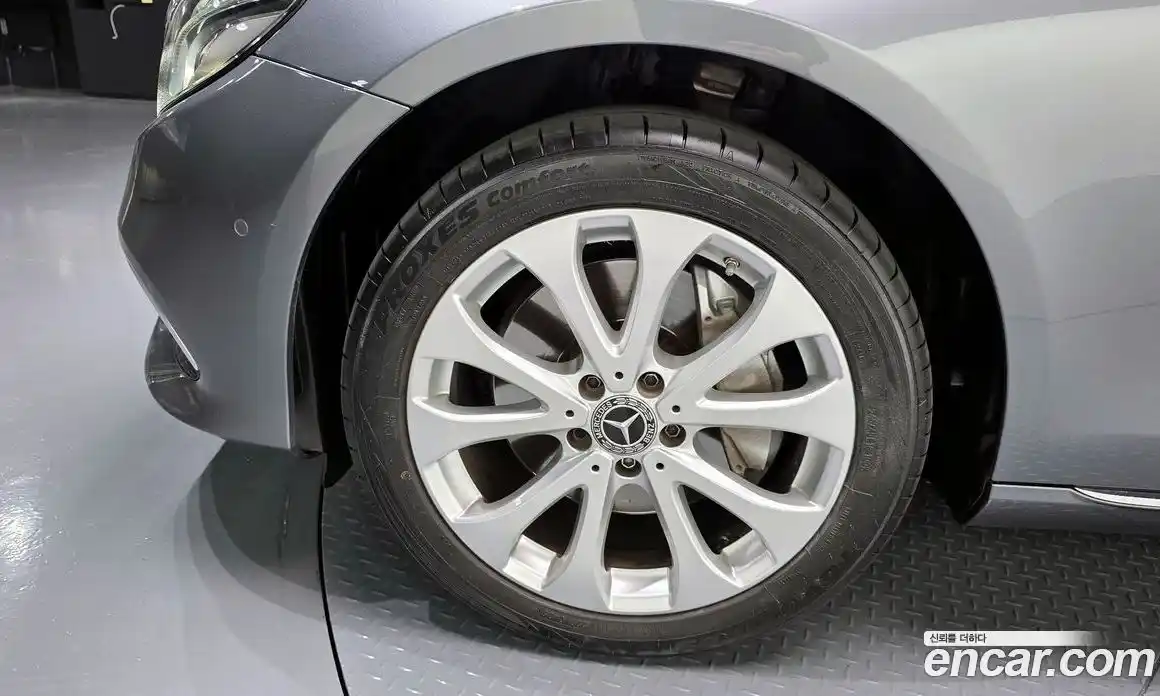 Mercedes-Benz E-Class 2019 2.0 автомат (гидро), фото 5