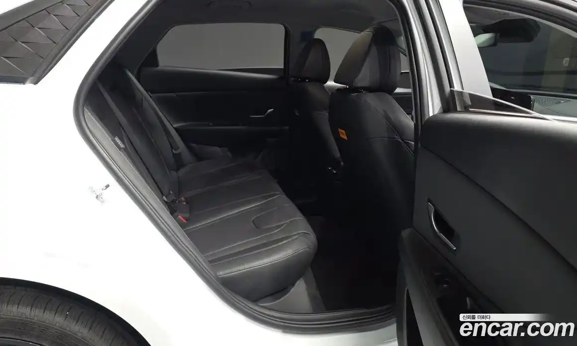 Hyundai Avante 2026 1.6 гидро, фото 12