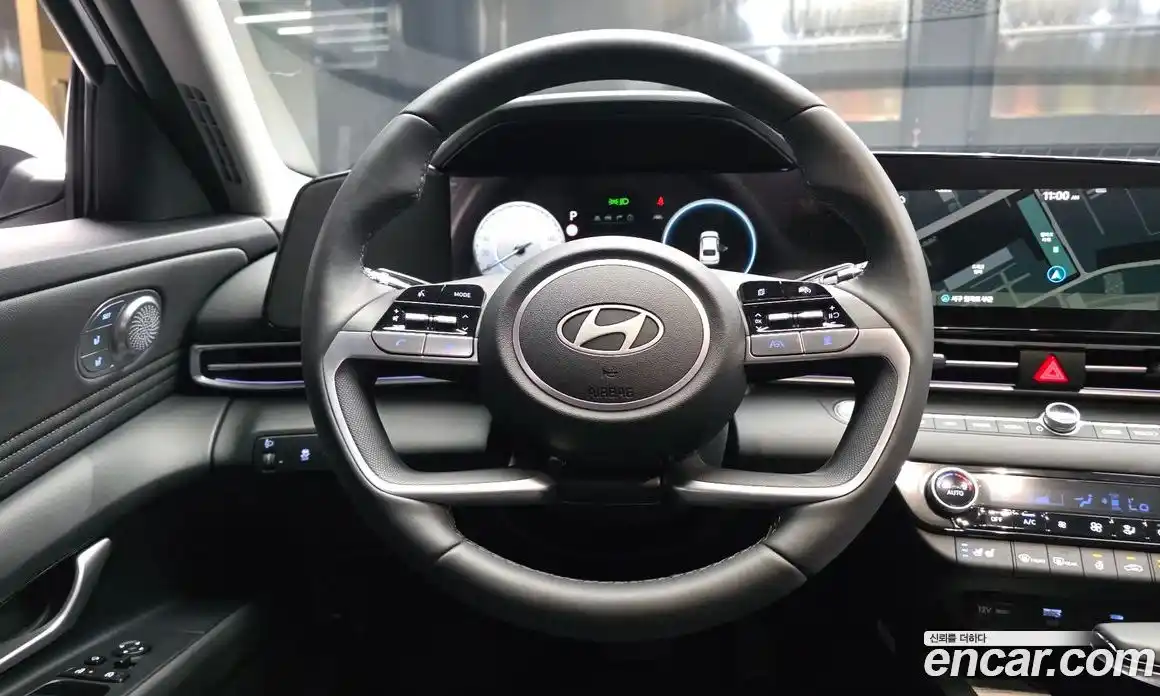 Hyundai Avante 2026 1.6 гидро, фото 13