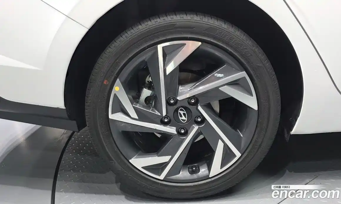 Hyundai Avante 2026 1.6 гидро, фото 5