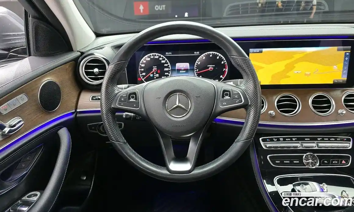 Mercedes-Benz E-Class 2016 2.0 автомат (гидро), фото 13