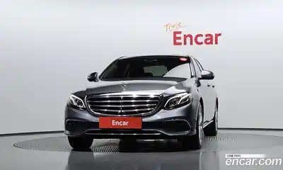 Mercedes-Benz E-Class 2016 2.0 автомат (гидро), миниатюра 3