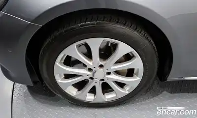 Mercedes-Benz E-Class 2016 2.0 автомат (гидро), миниатюра 5
