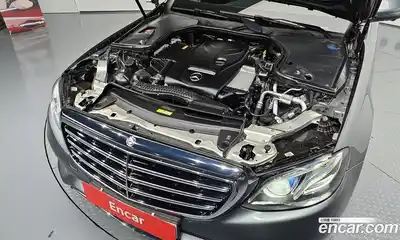 Mercedes-Benz E-Class 2016 2.0 автомат (гидро), миниатюра 6