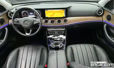 Mercedes-Benz E-Class 2016 2.0 автомат (гидро), миниатюра 7