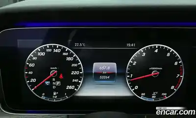 Mercedes-Benz E-Class 2016 2.0 автомат (гидро), миниатюра 8