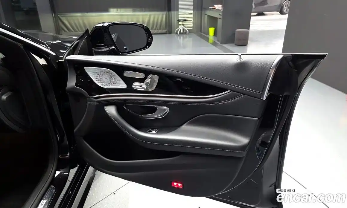 Mercedes-Benz AMG GT 2021 3.0 гидро, фото 15